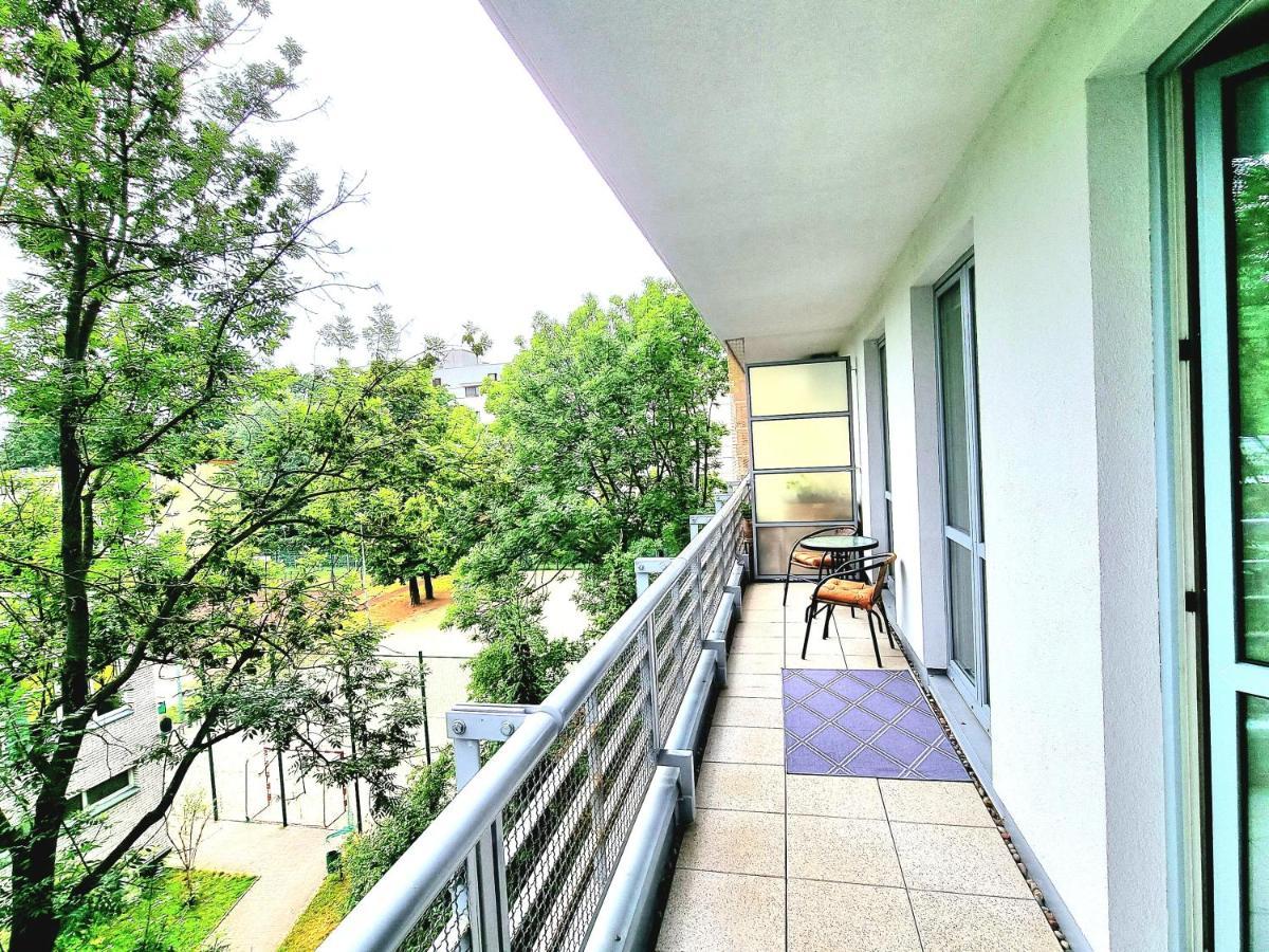 Saska Kepa Apartment Варшава Экстерьер фото
